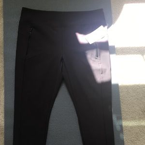 ATHLETA | The Stellar Tight!